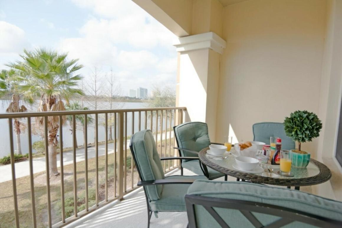 אורלנדו Modern Vacation Apartment With A Lake View At Vista Cay Resort Vc4816 מראה חיצוני תמונה